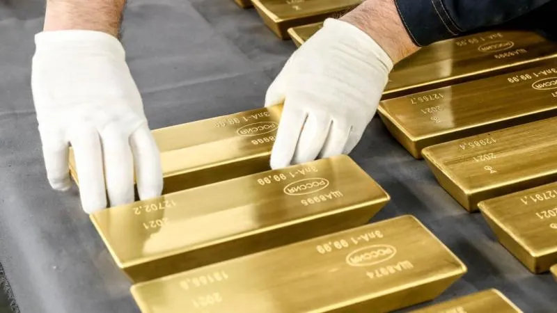 Le prix de l'or est retombé sous les 4 350 $ pour la première fois depuis le 7 août