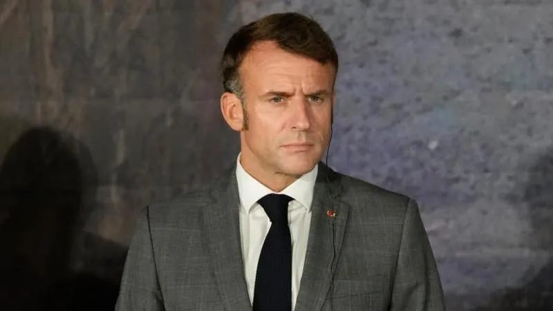 Macron : les prix du carburant en France sont devenus insupportables