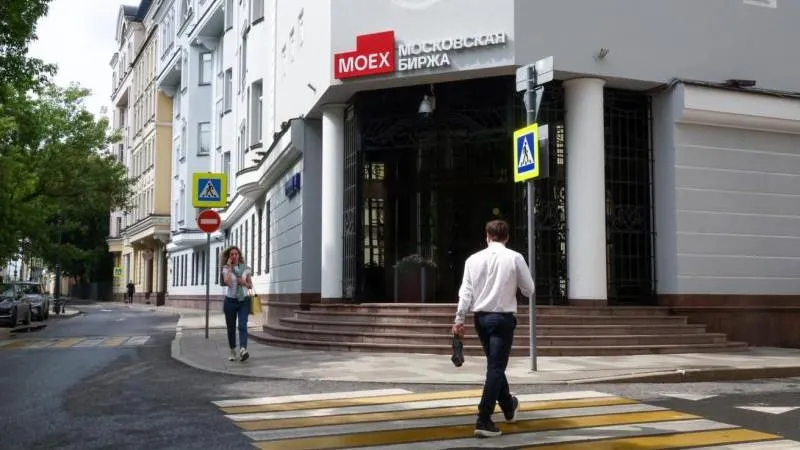 Le marché actions russe en léger repli à l'ouverture, sans signe d'alerte